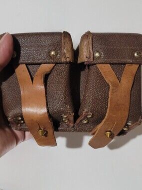 Soviet Military Mosin Nasgant -twin cell Leather Ammo Belt Pouch.